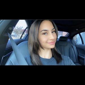 Meet your Posher, Anahit